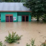Hujan Deras, Puluhan Rumah di Konsel Terendam Banjir Hujan Deras, Puluhan Rumah di Konsel Terendam Banjir