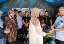 Management Hotal Zahra Beri Bantuan Korban Banjir Kali Wanggu Management Hotal Zahra Beri Bantuan Korban Banjir Kali Wanggu
