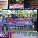 Polres Konsel Terima Puluhan Karangan Bunga Dukungan Berantas Gerakan Radikal Polres Konsel Terima Puluhan Karangan Bunga Dukungan Berantas Gerakan Radikal