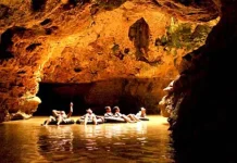 Wisman Malaysia dan Filipina Terpesona Sensasi Cave Tubing Kalisuci Wisman Malaysia dan Filipina Terpesona Sensasi Cave Tubing Kalisuci
