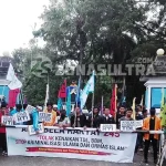 Puluhan Mahasiswa dan Pemuda Demo di DPRD Sultra, Ini Tuntutan Mereka Puluhan Mahasiswa dan Pemuda Demo di DPRD Sultra, Ini Tuntutan Mereka