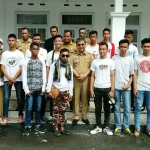 Kontingen Tenis Meja dan Lasqi Berangkat, Bupati Butur Tunggu Prestasi Kontingen Tenis Meja dan Lasqi Berangkat, Bupati Butur Tunggu Prestasi