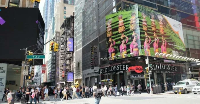 Lagi, Wonderful Indonesia Tebar Pesona di Time Square Amerika Serikat