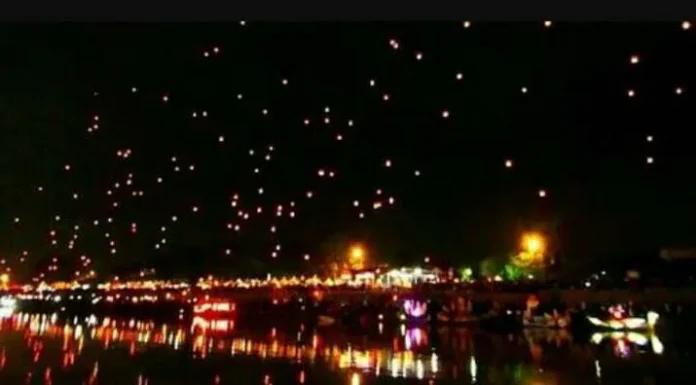 Pesona 4.700 Lampion di Festival Banjir Kanal Barat