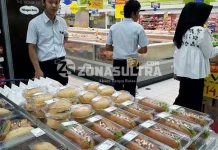 Tidak Miliki Tanggal Kedaluarsa, Puluhan Makanan di Hypermart Dilarang Dipasarkan Tidak Miliki Tanggal Kedaluarsa, Puluhan Makanan di Hypermart Dilarang Dipasarkan
