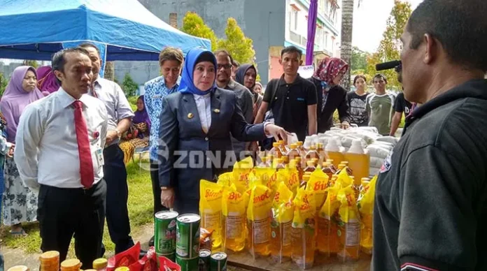 Dapatkan Sembako dengan Harga Terjangkau di Pasar Murah Disperindag