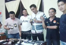 Polisi dan Wartawan Gadungan di Konut Dijebloskan ke Rutan Lalonggowuna Polisi dan Wartawan Gadungan di Konut Dijebloskan ke Rutan Lalonggowuna