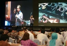 Rhenald Kasali Terjemahkan Digital Disruption di Rakornas II Pariwisata Rhenald Kasali Terjemahkan Digital Disruption di Rakornas II Pariwisata