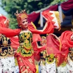 Gandrung Banyuwangi Menginspirasi Teater Garasi Pentas di TMI Seni tradisi asal Banyuwangi