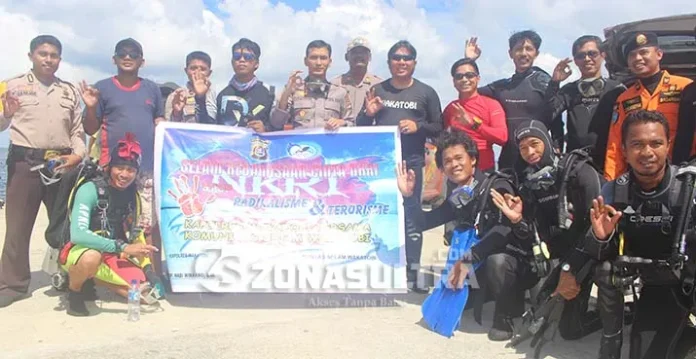 Peringati Hari Kebangkitan Nasional, Polres Wakatobi Gelar Selam Kebangsaan