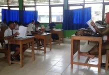 121 Siswa SMPN 1 Lasolo Laksanakan UN 121 Siswa SMPN 1 Lasolo Laksanakan UN