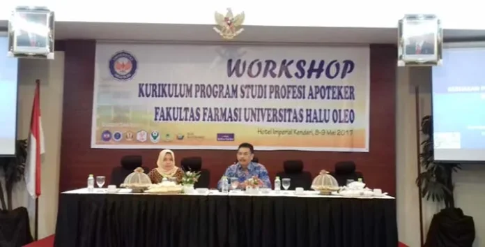 Bakal Buka Prodi Apoteker, Fakultas Farmasi UHO Gelar Workshop Kurikulum