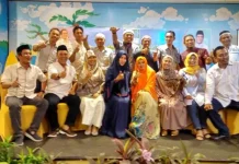 Alumni FTI UMI, Ruksamin Prakarsai Buka Puasa Bersama Anak Pondok Pesantren Alumni FTI UMI, Ruksamin Prakarsai Buka Puasa Bersama Anak Pondok Pesantren