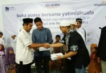 Bank Mandiri Grup dan BMH Sultra Bagi Paket Lebaran ke Santri Hidayatullah Kendari Bank Mandiri Grup dan BMH Sultra Bagi Paket Lebaran ke Santi Hidayatullah Kendari