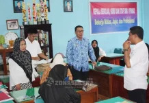 Kasek Penerima BOS di Wakatobi untuk Transparan dan Akuntabel Kasek Penerima BOS di Wakatobi Untuk Transparan dan Akuntabel