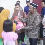 USN Kolaka Bagikan 120 Paket Sembako dan Santunan Kaum Dhuafa USN Kolaka Bagikan 120 Paket Sembako dan Santunani Kaum Dhuafa