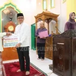 Safari Ramadhan di Dawi-dawi, PT Antam Sumbang Rp 55 Juta untuk Perbaikan Masjid Safari Ramadhan di Dawi-dawi, PT Antam Sumbang Rp 55 Juta untuk Perbaikan Masjid