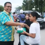 Antam Berbagi Takjil di RSBG dan Pelabuhan Fery Kolaka Antam Berbagi Takjil di RSBG dan Pelabuhan Fery Kolaka
