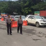 Kapolres Kolut Pantau Langsung Arus Mudik di Pelabuhan Tobaku Kapolres Kolut Pantau Langsung Arus Mudik di Pelabuhan Tobaku