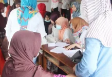 Berbagi Berkah Ramadan, IKA 2011 SMAN 2 Raha Lakukan Bakti Sosial Berbagi Berkah Ramadan, IKA 2011 SMAN 2 Raha Lakukan Bakti Sosial
