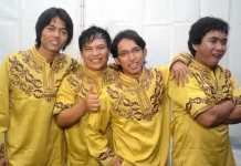 Wali Band Siap Goyang Festival Gemilang Wonderful Indonesia di Crossborder Sambas Wali Band Siap Goyang Festival Gemilang Wonderful Indonesia di Crossborder Sambas