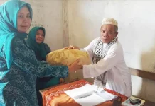 Tim PKK Sambangi Sejumlah Panti Asuhan Tim PKK Sambangi Sejumlah Panti Asuhan