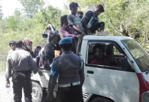 Gelar Operasi Cipkon di Jalur Pantai Katembe, Polsek Lakudo Amankan Miras Gelar Operasi Cipkon di Jalur Pantai Katembe, Polsek Lakudo Amankan Miras