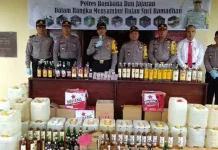 Operasi Cipkon, Polres Bombana Amankan Miras dan Petasan Operasi Cipkon, Polres Bombana Amankan Miras dan Petasan