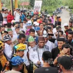 Pembukaan FPT Diwarnai Aksi Unjuk Rasa Pembukaan FPT Diwarnai Aksi Unjuk Rasa