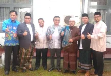 Rayakan Idul Fitri, PT Antam Gelar Halal Bihalal dengan Karyawan dan Masyarakat Pomalaa Rayakan Idul Fitri, PT Antam Gelar Halal Bihalal dengan Karyawan dan Masyarakat Pomalaa