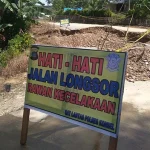 Dampak Hujan, Sejumlah Ruas Jalan di Konsel Rusak Parah Dampak Hujan, Sejumlah Ruas Jalan di Konsel Rusak Parah