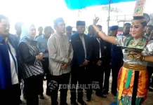 Serius Maju Pilgub, La Ode Ida Kembalikan Formulir di Demokrat Serius Maju Pilgub, La Ode Ida Kembalikan Formulir di Demokrat