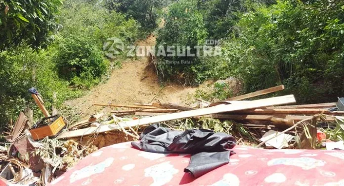 Warga Korban Longsor Belum Menerima Bantuan Pemerintah