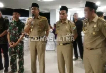 Nur Alam Resmikan Pengiriman Perdana 20 Ton Jagung Hibrida Konasara ke PT Jafpa Makassar Nur Alam Resmikan Pengiriman Perdana 20 Ton Jagung Hibrida Konasara ke PT Jafpa Makassar