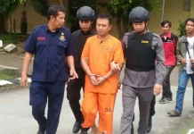 Ternyata Bukan Hanya Kapolri yang Dihina Nursalam di Facebook, Ini Penjelasan Humas Polda Sultra Ternyata Bukan Hanya Kapolri yang Dihina Nursalam di Facebook, Ini Penjelasan Humas Polda Sultra