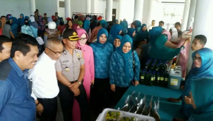 PKK Kabupaten Muna Gelar Pasar Murah di Empat Kecamatan