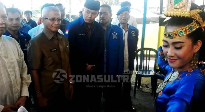 pendaftaran_la Serius Nyalon Gubernur, Lukman Abunawas Kembalikan Formulir di Demokrat