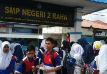Satu Siswa SMPN 2 Raha Tidak Lulus UN Satu Siswa SMPN 2 Raha Tidak Lulus UN