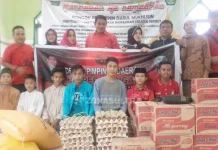Ramadhan Berbagi, PDIP Sultra Santuni Pesantren Darul Mukhlisin Ramadhan Berbagi, PDIP Sultra Santuni Pesantren Darul Mukhlisin