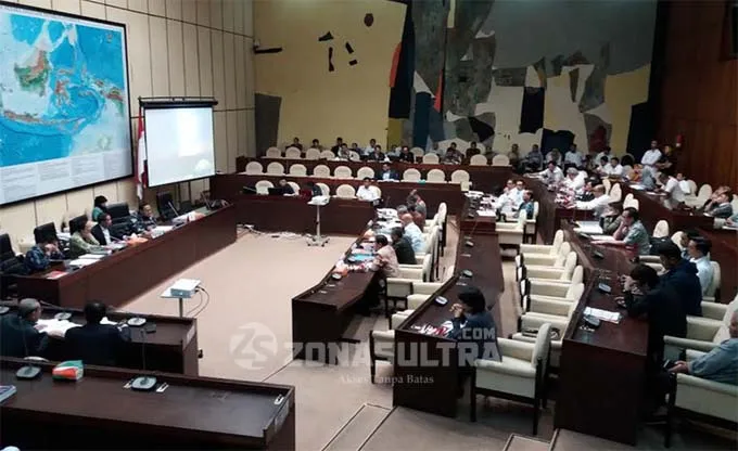 rapat KPU RI Konsultasikan Kodifikasi 9 PKPU Pilkada Ke Komisi II DPR RI