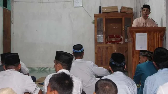 Safari Ramadhan, Wakil Bupati Konsel Ajak Masyarakat Tingkatkan Ketaqwaan
