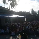 Membludak, Ratusan Jamaah Masjid Almadania Ambololi Konsel Salat di Jalan Raya Membludak, Ratusan Jamaah Masjid Almadania Ambololi Konsel Salat di Jalan Raya