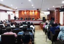 Ketua KPU Busel Dapat Peringatan DKPP, Ketua Panwaslih Dipulihkan Nama Baiknya Ketua KPU Busel Dapat Peringatan DKPP, Ketua Panwaslih Dipulihkan Nama Baiknya