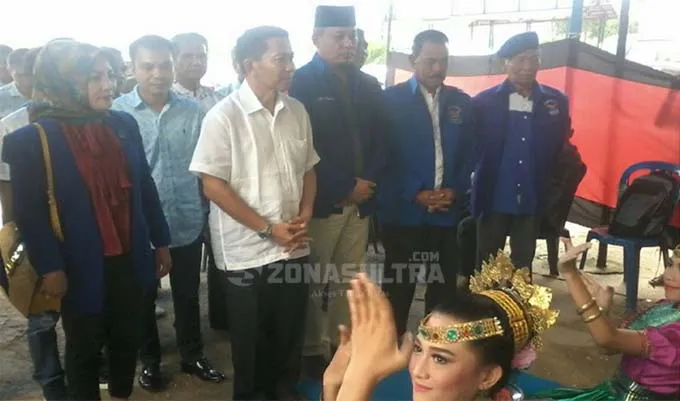 supomo Supomo Resmi Kembalikan Berkas Cagub di Nasdem dan Demokrat