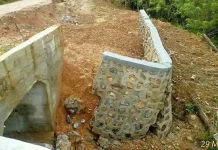 Talud Penahan Tanah Jebol, Jalan Trans Sulawesi Terancam Longsor Talud Penahan Tanah Jebol, Jalan Trans Sulawesi Terancam Longsor