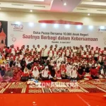 Telkomsel Berbagi dalam Kebersamaan dengan 350 Anak Yatim Piatu
