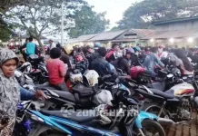 Pelabuhan Fery Torubulu Padat Merayap, Pemudik Terpaksa Menginap Pelabuhan Fery Torubulu Padat Merayap, Pemudik Terpaksa Menginap