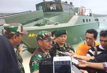 Alutsista KMC Komando Unjuk Kemampuan di Perairan Sultra Alutsista KMC Komando Unjuk Kemampuan di Perairan Sultra