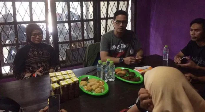 Jubir KPK Sambangi Sekretariat AJI Kendari