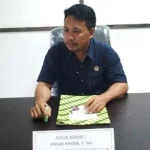 DPRD Kolut: Perumahan Guru SDN 1 Lametuna Harus Dibangun Ulang Ketua Komisi I Dewan Perwakilan Rakyat Daerah (DPRD) kabupaten Kolaka Utara (Kolut) Sulawesi Tenggara (Sultra) Ansar Ahos